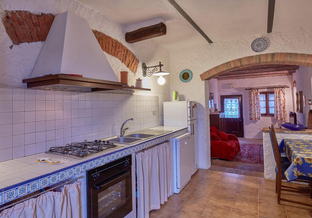 Podere Il Giurato Fauglia Exteriör bild